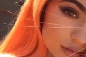 Kylie Jenner liebt es, ihre Haarfarbe zu ändern