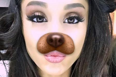 Ariana Grande sieht auch als Hundedame einfach umwerfend aus