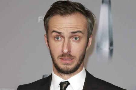 Jan Böhmermann drohen bei einer Verurteilung bis zu drei Jahre Haft