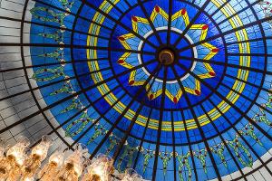 Edle Glaskuppel im neuen Ritz-Carlton in Budapest