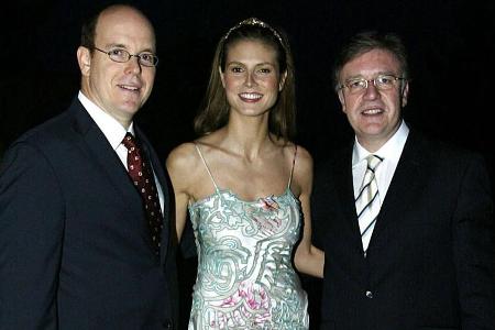 Ex-Mercedes-Pressechef Inhester im Jahr 2000 mit Heidi Klum und Fürst Albert von Monaco