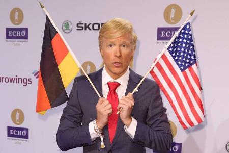 Oli Pocher als Donald Trump - oder auch Donald Drumpf - beim Echo 2016