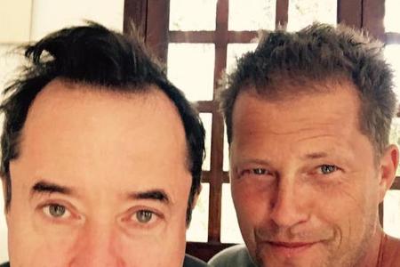 Jan Josef Liefers (l.) und Til Schweiger haben die Haare 