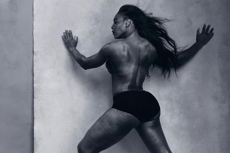 Dieses sexy Foto von Serena Williams ist im Pirelli-Kalender unter dem Monat April zu sehen