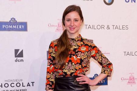 Sandra von Ruffin ganz lässig auf dem roten Teppich