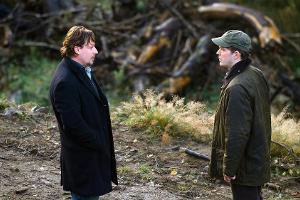 Barbarotti (Anders W. Berthelsen) hat einige Fragen an Ole Borg (Godehard Giese)