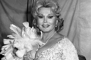 Zsa Zsa Gabor feiert am 6. Februar 2016 ihren 99. Geburstag