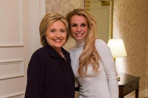 Gaben sich die Ehre: Britney Spears und Hillary Clinton