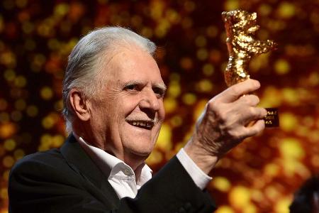 Michael Ballhaus freute sich sichtlich über seinen Ehrenbären