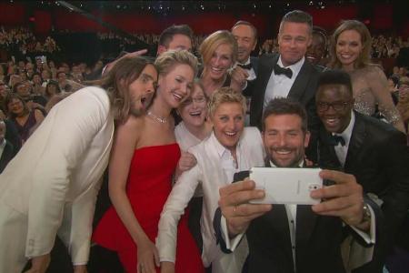 Ein Bild geht um die Welt: 2014 sorgten diverse Stars mit einem Oscar-Selfie für Gesprächsstoff