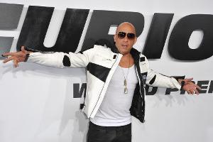 Auch 15 Jahre nach Teil eins ist Vin Diesel noch "furious" - hier bei der Weltpremiere von "Fast & Furious 7"