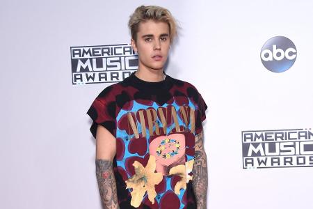 Popstar Justin Bieber wird bei den diesjährigen Grammy's mit Skrillex und Diplo den gemeinsamen Hit 