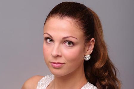 Marisa (23) lebt in Augsburg und arbeitet als Friseurmeisterin. Der zielstrebige Chippendale-Fan ist seit über einem Jahr S...