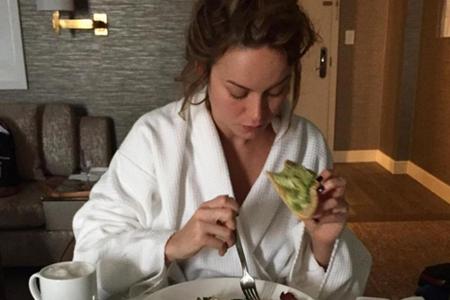 Beim ausgiebigen Frühstück wusste Brie Larson noch nicht, dass sie am Abend als 