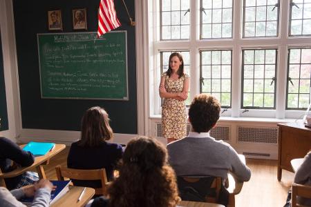 Für Spekulationen sorgt diese Aufnahme. Am Ende von Staffel sieben machte sich Rory auf, um als Journalistin die Präsidentsc...
