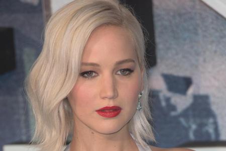 Crystal Blonde: Auch Jennifer Lawrence (25) hat ihre Mähne um einiges aufgehellt. Sie trägt ihre Haare derzeit in einem hell...