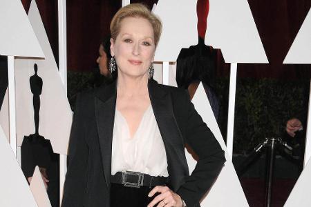 Der richtige Look ist dennoch essenziell. Dazu gehört ein stets zur Gelegenheit passendes Outfit. Mit schlichten Farben und ...