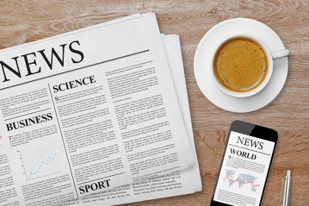 Um dabei immer up-to-date zu sein, halten sich die Damen über das Weltgeschehen auf dem Laufenden. Zeitunglesen oder Nachric...