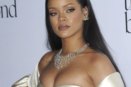 Ob diese berühmte Schönheit auch zu Leonardo DiCaprios Verflossenen zählt, ist unklar. Gerüchten zufolge soll er aber mit Ri...