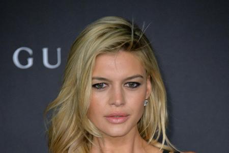 Verdammt sei das stressige Leben der Hollywood-Stars. Das soll nämlich der Grund dafür sein, dass Model Kelly Rohrbach wiede...