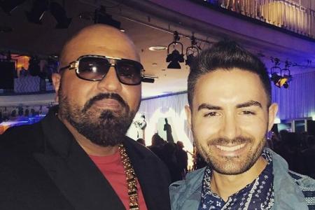 Dschungelkönig Menderes freute sich auf der Echo-Aftershow-Party vor allem über Rapper Xatar, wie er seinen Fans auf Faceboo...