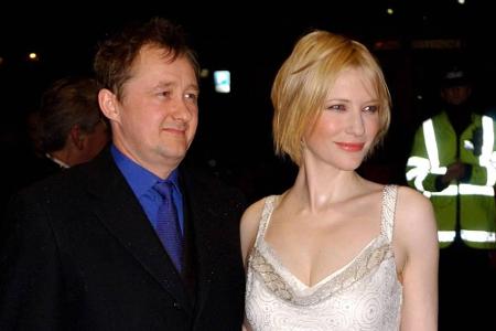Seit 1997 ist die kühle Hollywood-Schönheit Cate Blanchett mit Drehbuchautor Andrew Upton glücklich verheiratet. Die beiden ...