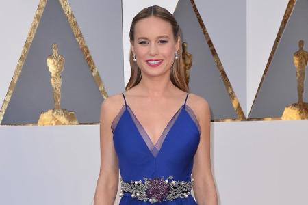 Eine der schönsten Roben des Abends trug Oscar-Gewinnerin Brie Larson: royales Blau, tiefes Dekolleté, eleganter Schnitt, au...