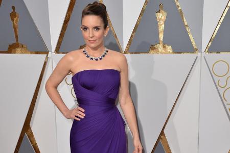 Pretty in Violett: Tina Fey hatte für ihren Auftritt auf dem roten Teppich alles richtig gemacht: tolles Kleid, perfekter Sc...