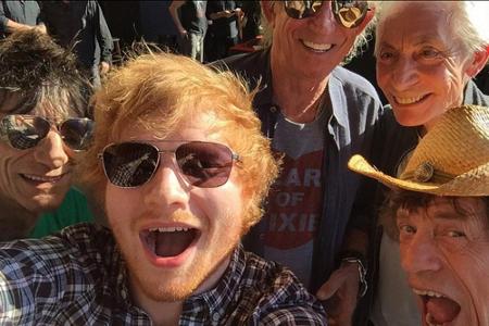Nicht nur ein Baby, auch die Alt-Rocker von den Rolling Stones konnten Sheeran zu einem Selfie überreden.
