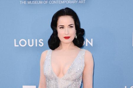 Dita Von Teese hält nichts von Size Zero und Magermodels