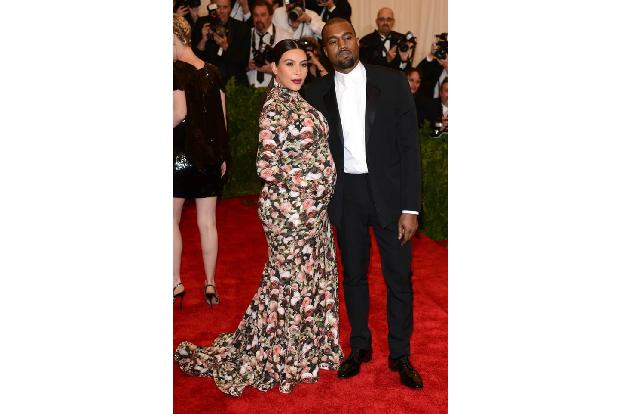 ...Schwangerschaft von Kim Kardashian ist letztendlich aber eine frohe Botschaft und somit bleibt nur zu sagen: Herzlichen G...