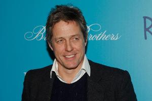 Hugh Grant ist mit Mitte 50 dreifacher Vater