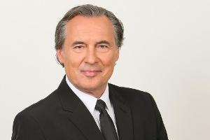 Peter Bond will nochmal ins "Dschungelcamp"