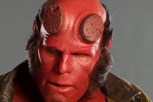 Ron Perlman würde nur zu gerne wieder ins "Hellboy"-Kostüm schlüpfen