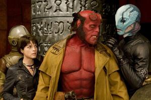 "Hellboy - Die goldene Armee": Wird die Truppe um Hellboy die Menschheit retten und den erbarmungslosen Krieg gegen die Kobo...