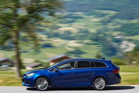 Fahren im Avensis: Nicht aufregend, aber angenehm