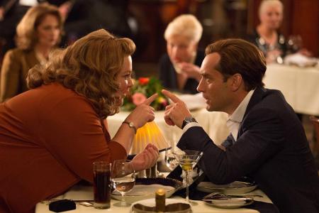 Susan Cooper (Melissa McCarthy) und Bradley Fine (Jude Law) in 