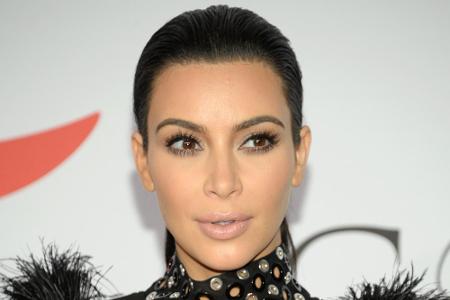 Kim Kardashian bei den CFDA Fashion Awards, ihrem ersten roten Teppich nach der Ankündigung ihrer zweiten Schwangerschaft