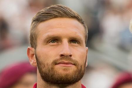 Vom Fußballplatz vor die Kamera: Shkodran Mustafi hat in einem Musik-Video mitgewirkt