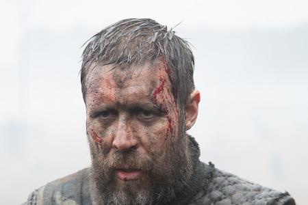 Banquo (Paddy Considine) hat in 