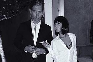 Schnell in Schale geschmissen: Vanessa Hudgens und ihr Freund Austin Butler feiern als "Pulp Fiction"-Charaktere Mia und Vin...