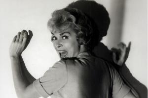 Janet Leigh war eine der ersten "Scream Queens". Viel gebracht hat ihr das in "Psycho" aber nicht