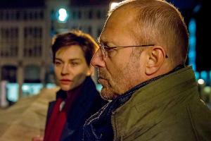 "Unterm Radar": Elke (Christiane Paul) stößt auf Zusammenhänge in den Verfassungsbehörden, die auch der BKA-Beamte Heinrich ...