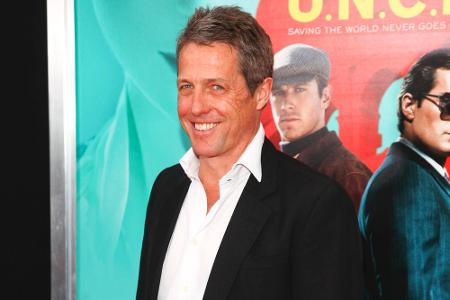 Hugh Grant hat drei uneheliche Kinder und eine Ex-Freundin, an der er hängt