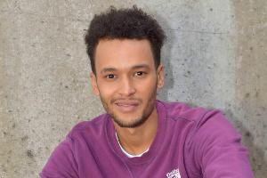 Rückkehrer Thando Walbaum am Set von "Gute Zeiten, schlechte Zeiten"