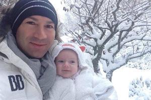Lucas und Sophia Cordalis im Schnee
