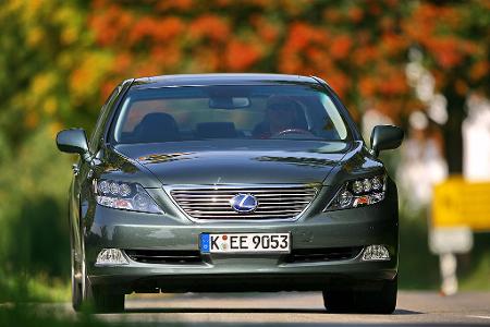 Senioren-Modelle: Lexus LS - 58,7 Jahre
