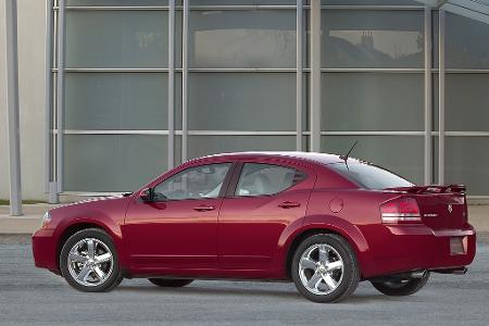 Junioren-Modelle: Dodge Avenger - 43,5 Jahre