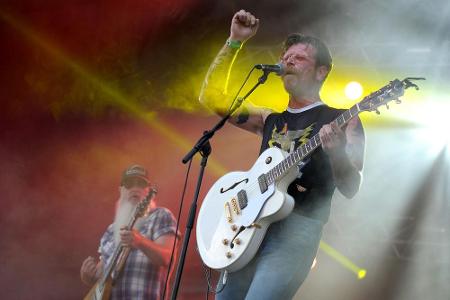 Die Eagles of Detah Metal um Frontmann Jesse Hughes standen bei dem verheerenden Angriff auf der Bühne der Konzerthalle Bata...