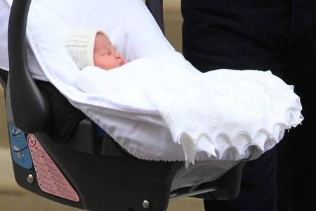 ...ein großer Wunsch in Erfüllung - schließlich gab es seit der Geburt von Prinzessin Charlotte am 2. Mai keine Bilder mehr ...